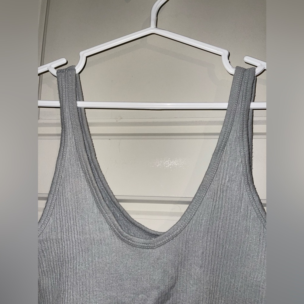 Grey Tan Top - Picture 2 of 3